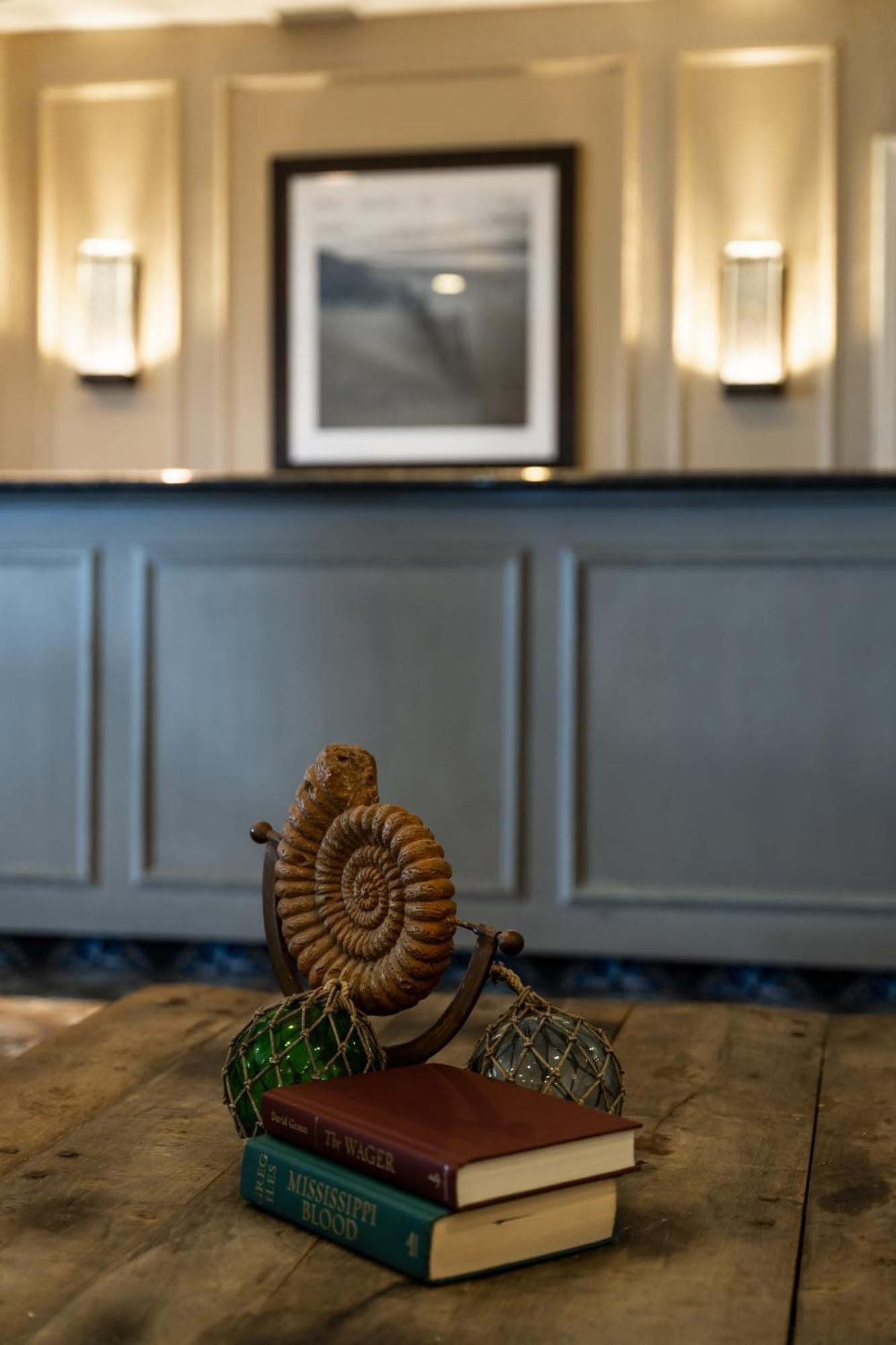 מידלטאון Newport Beach Hotel & Suites מראה חיצוני תמונה